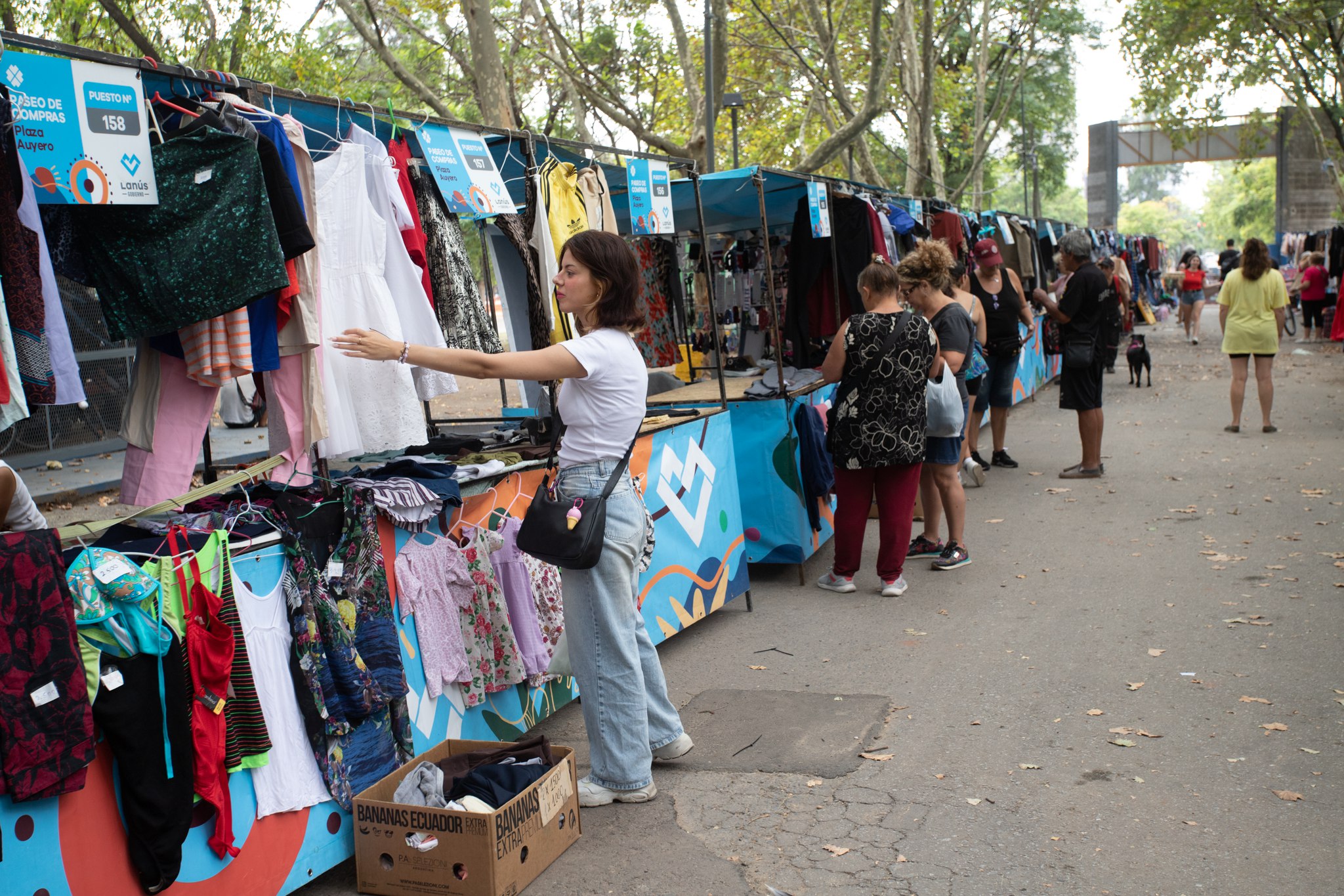 Paseo de Compras '25 de Mayo': conocé los días y horarios de atención en Lanús Oeste