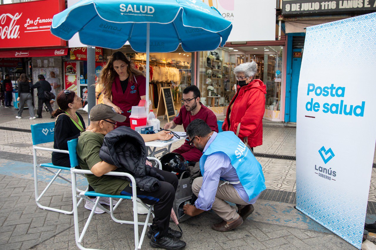 Jornadas de Postas de Salud en Centros Comerciales de Lanús: una nueva política inclusiva para los vecinos y vecinas