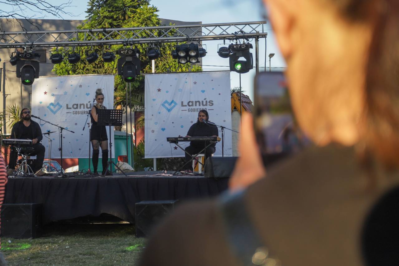 Festival de Bandas en el Parque Lineal de Monte Chingolo