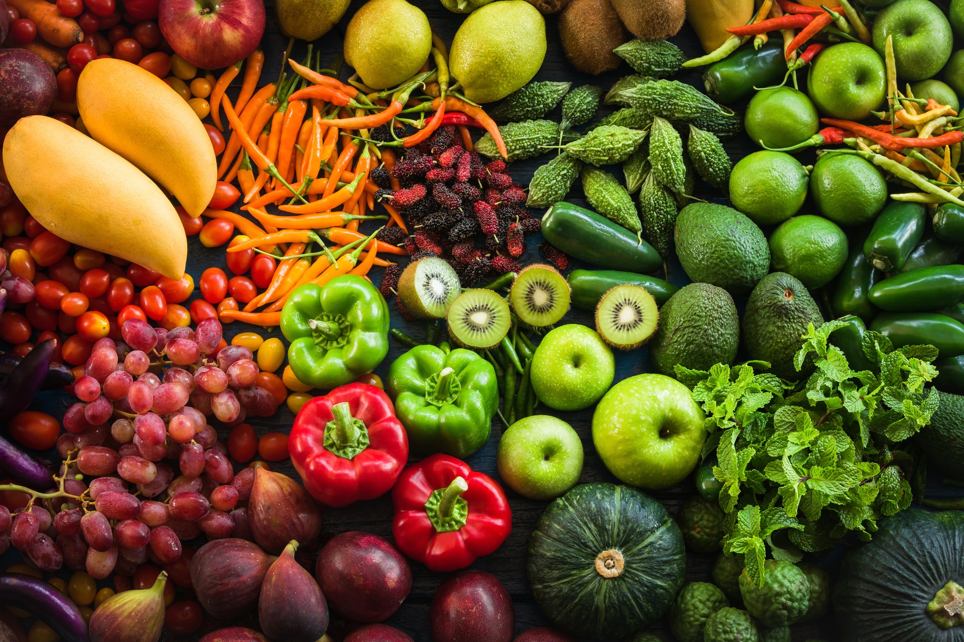 Mercado de productores familiares en Villa Internacional: carnes, verduras, frutas y pastas con un 40% de ahorro