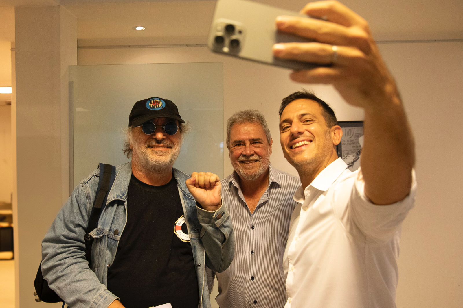 JULIÁN ÁLVAREZ ACOMPAÑÓ LA PRESENTACIÓN DEL LIBRO “SAN MARTÍN EN PERSONA: EL HOMBRE DETRÁS DEL PRÓCER” DEL PERIODISTA LANUSENSE DANIEL MIGUEZ QUE FUE MODERADA POR PEDRO SABORIDO