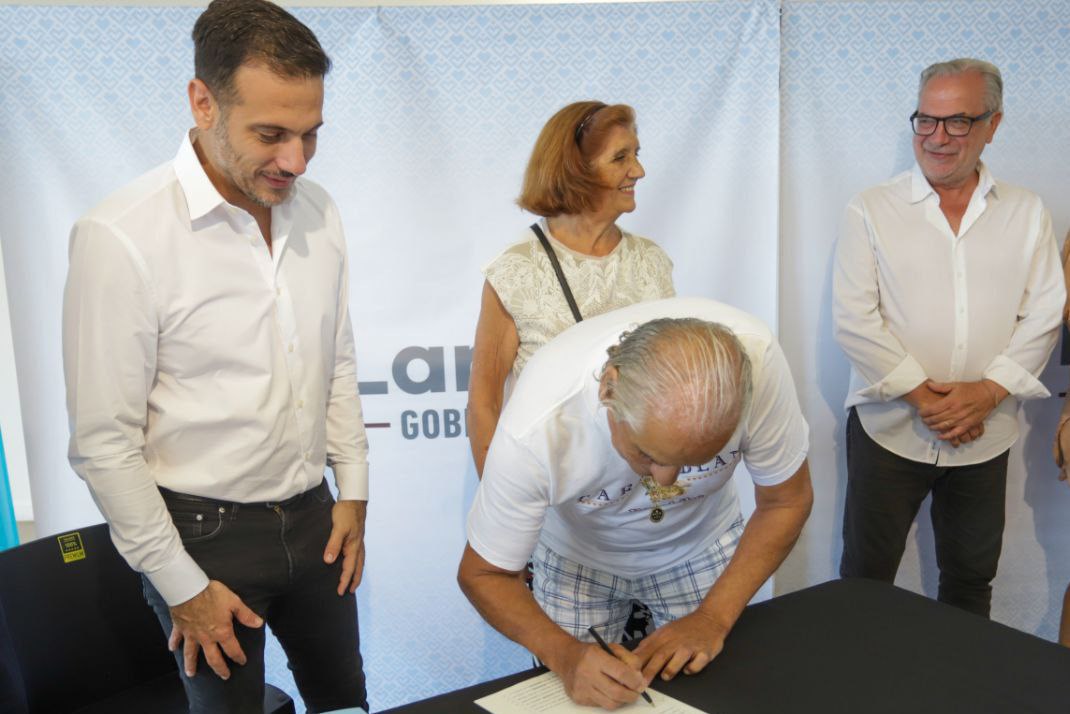 Firma de escrituras para vecinos y vecinas de Lanús