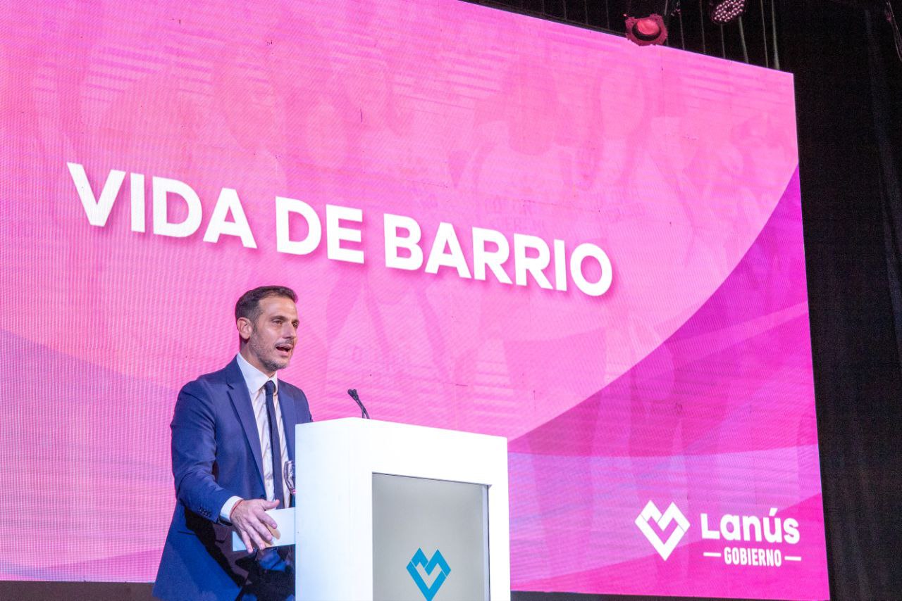 Julián Álvarez destacó las medidas impulsadas para recuperar la vida de barrio en Lanús