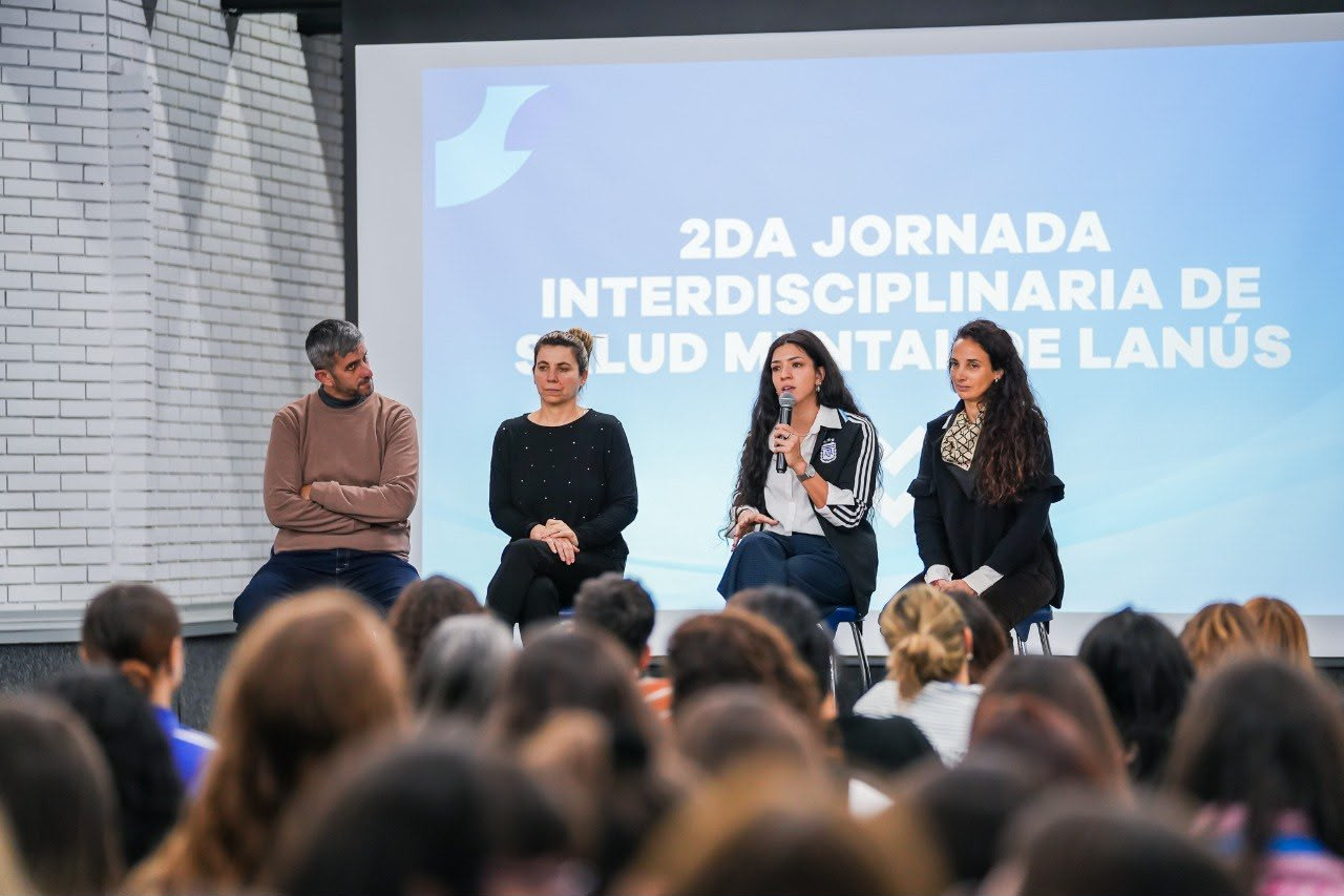 SE DESARROLLÓ LA SEGUNDA JORNADA INTERDISCIPLINARIA DE SALUD MENTAL LANÚS