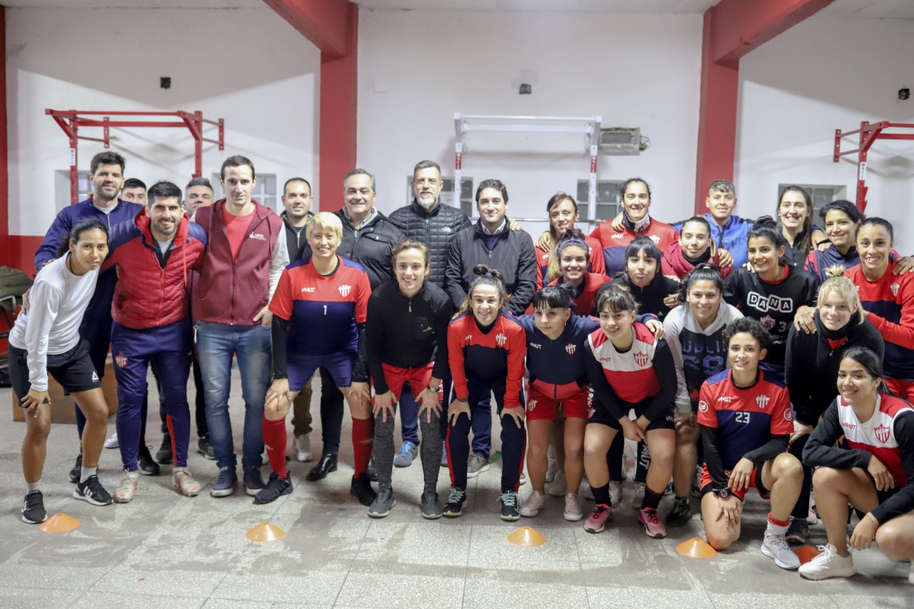 Fútbol Femenino AFA: Talleres goleó en Remedios de Escalada - Club