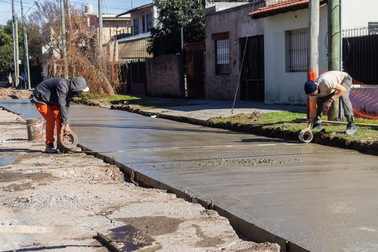Más obras de repavimentación e infraestructura vial en Monte Chingolo y Lanús Oeste