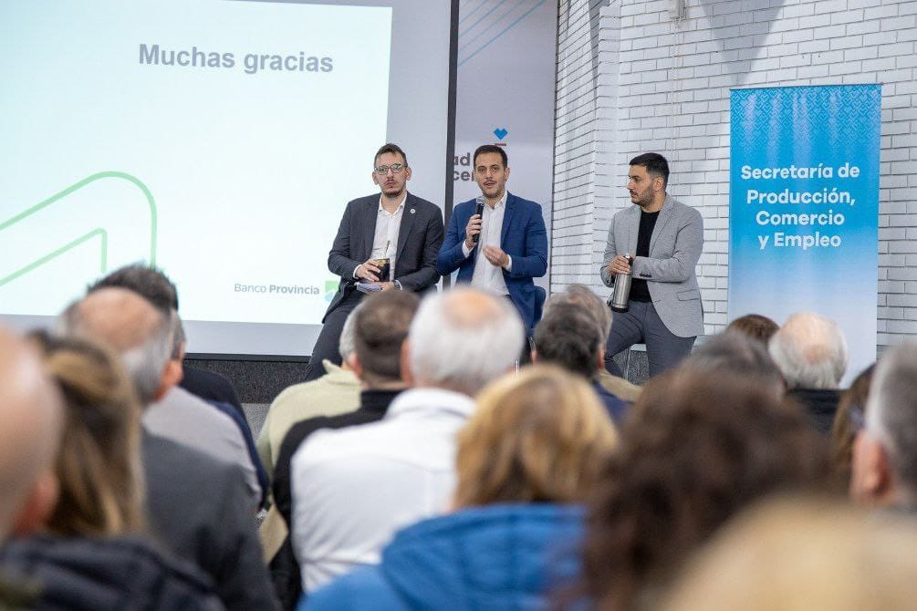 Reunión con cámaras empresarias y comerciantes de Lanús