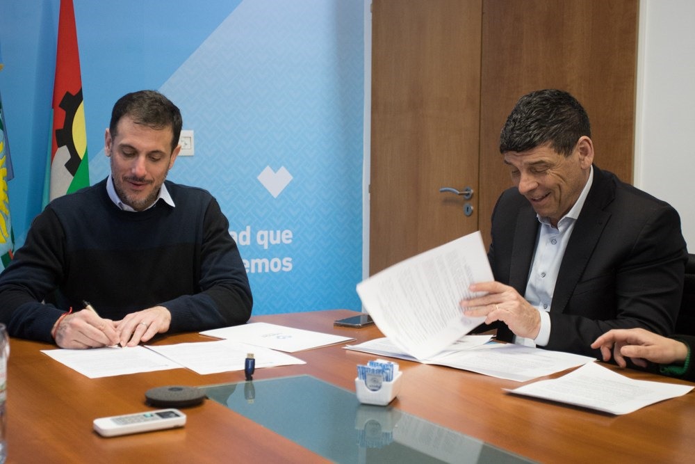 Firma de convenio con la UNAJ para fortalecer el sistema de salud municipal