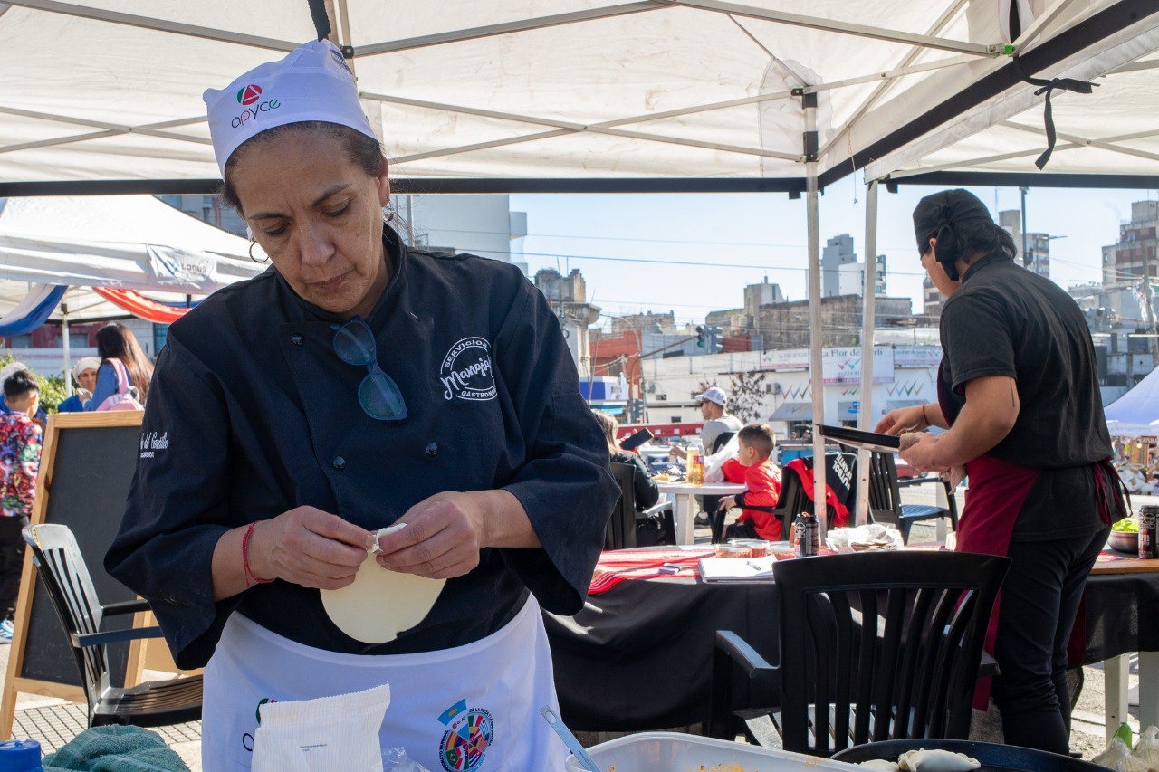Conocé la Feria de Artesanías, Emprendedores y Puestos Gastronómicos de Lanús