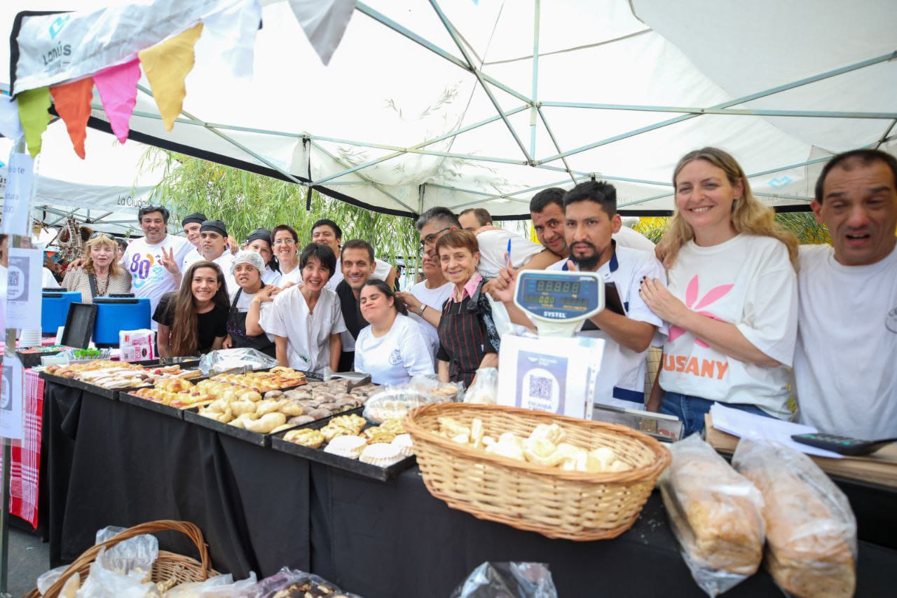 Conmemoración del Día Internacional de las Personas con Discapacidad en Lanús