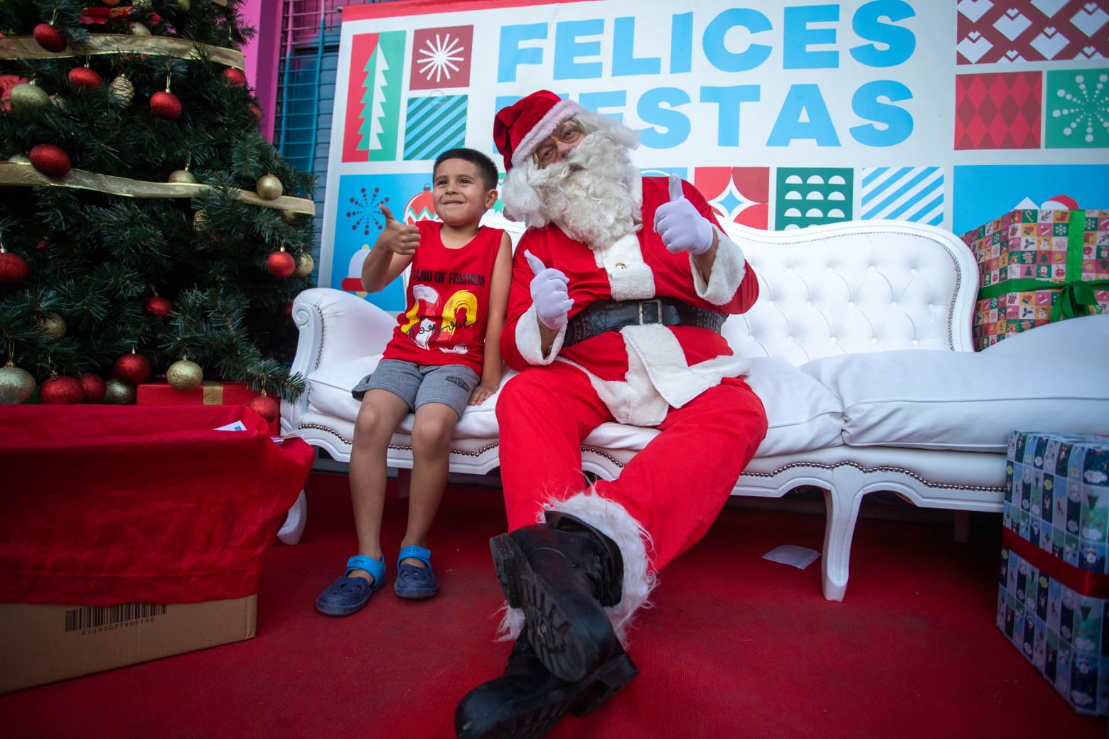 Papá Noel llega a Lanús