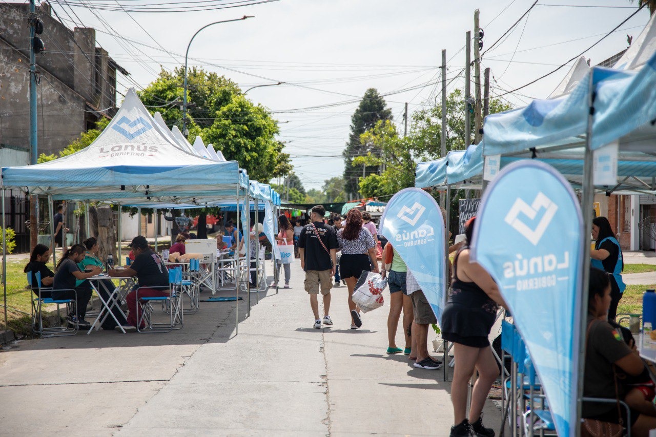 El Operativo Territorial Lanús Tu Gobierno llega a la Feria Franca de Lanús Oeste