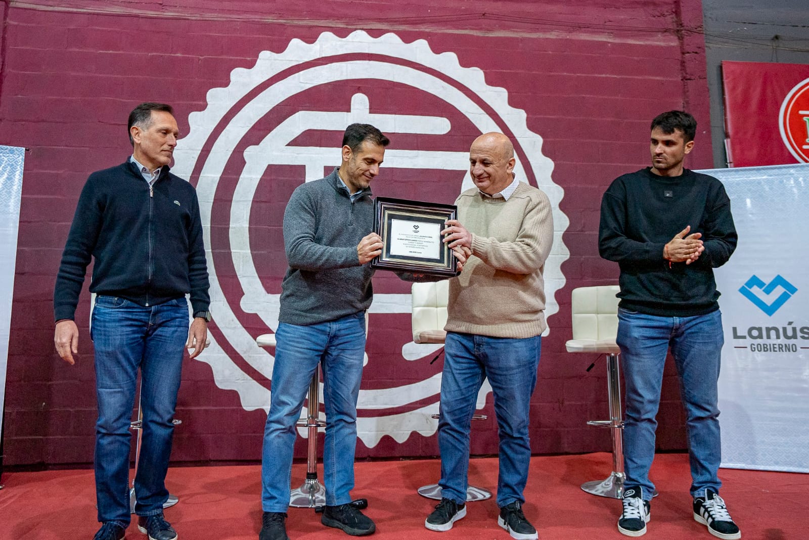 Julián Álvarez inauguró el Mundialito “Lanús tu Amigo”