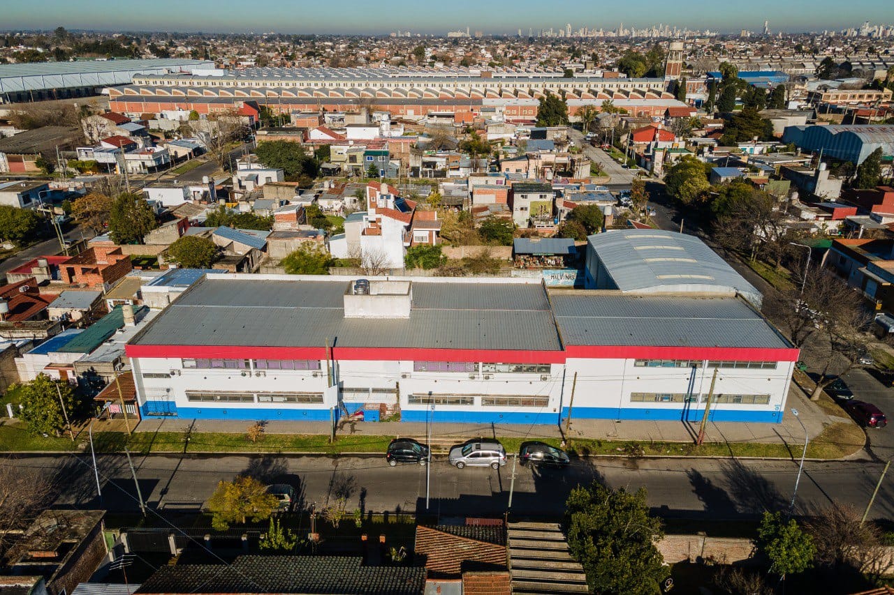 Plan de Pintura 2025: se realizó las puesta en valor de la Escuela de Educación Secundaria Nº11 de Monte Chingolo