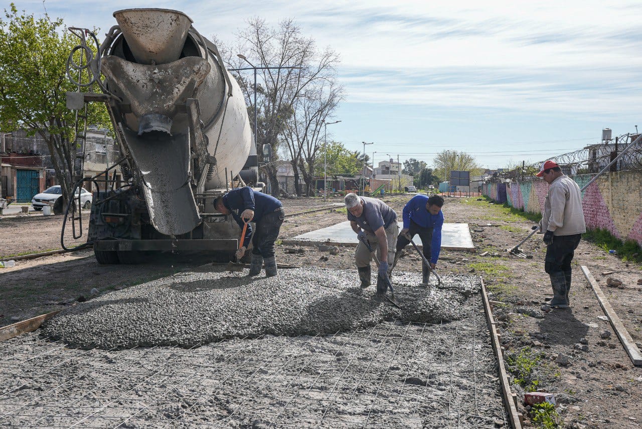 Parque Lineal del Oeste: se realizan obras de pavimentación en Talcahuano y Liniers