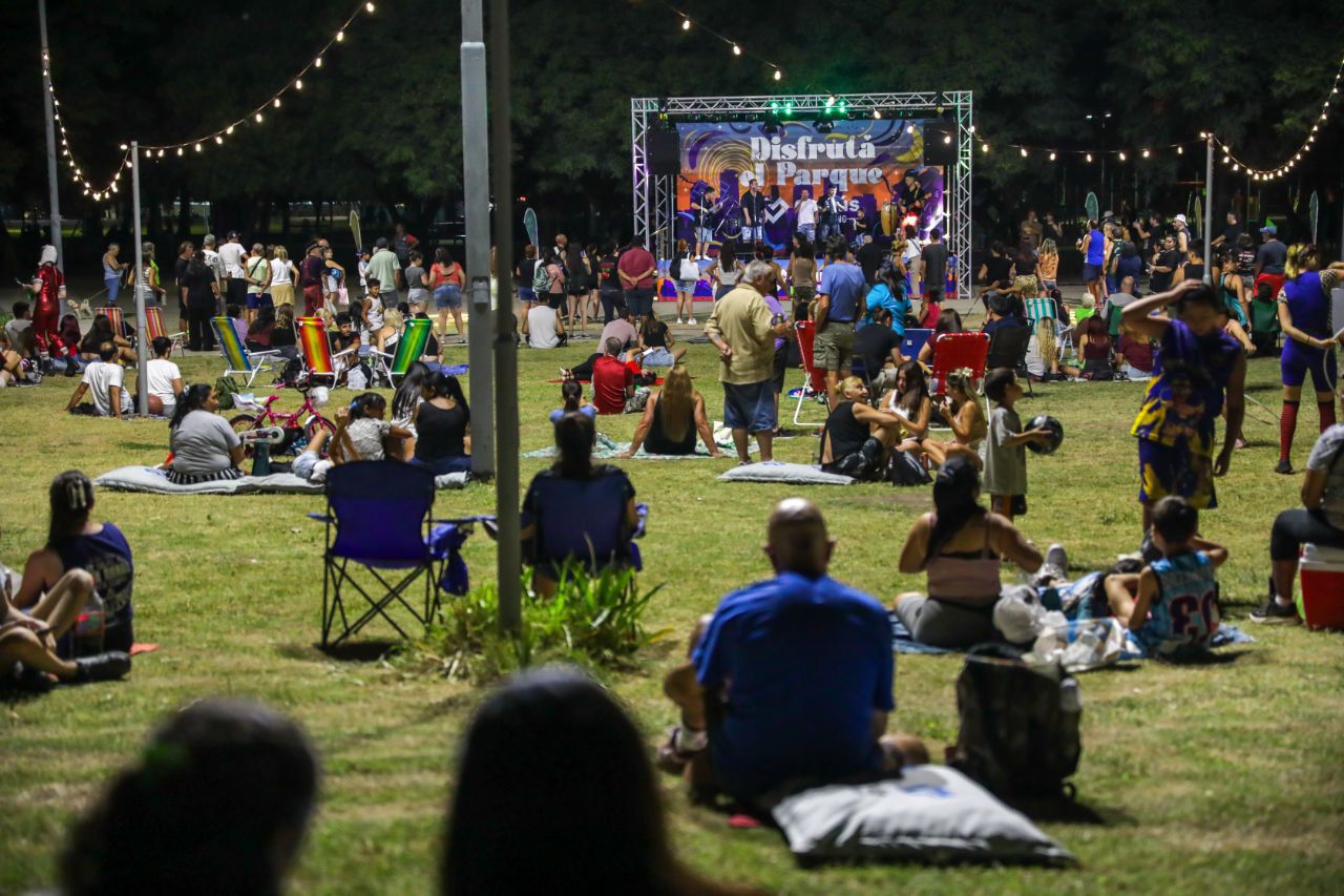LANÚS GOBIERNO CONCRETARÁ UNA NUEVA EDICIÓN DEL PROGRAMA “NOCHES EN EL PARQUE”